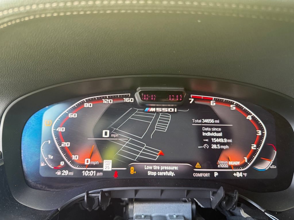 Used 2022 BMW M550i xDrive AWD/4WD image 18