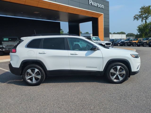 Used 2022 Jeep Cherokee Limited AWD/4WD image 3