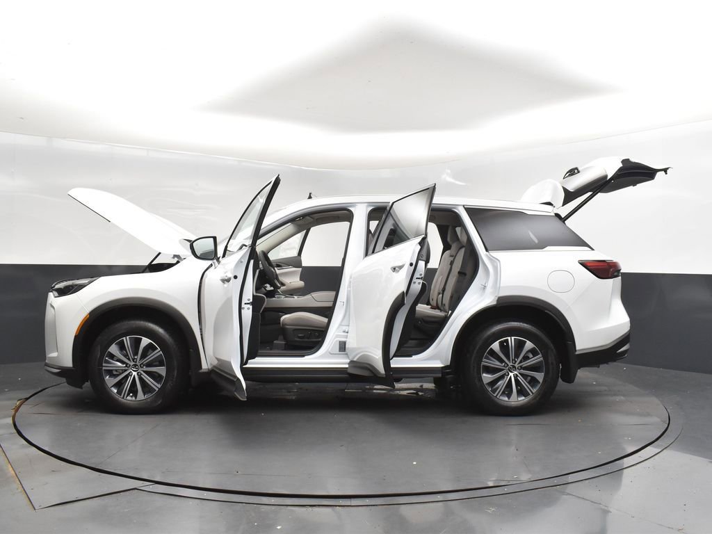 Used 2026 INFINITI QX60 Pure w/ Cargo Package FWD image 47
