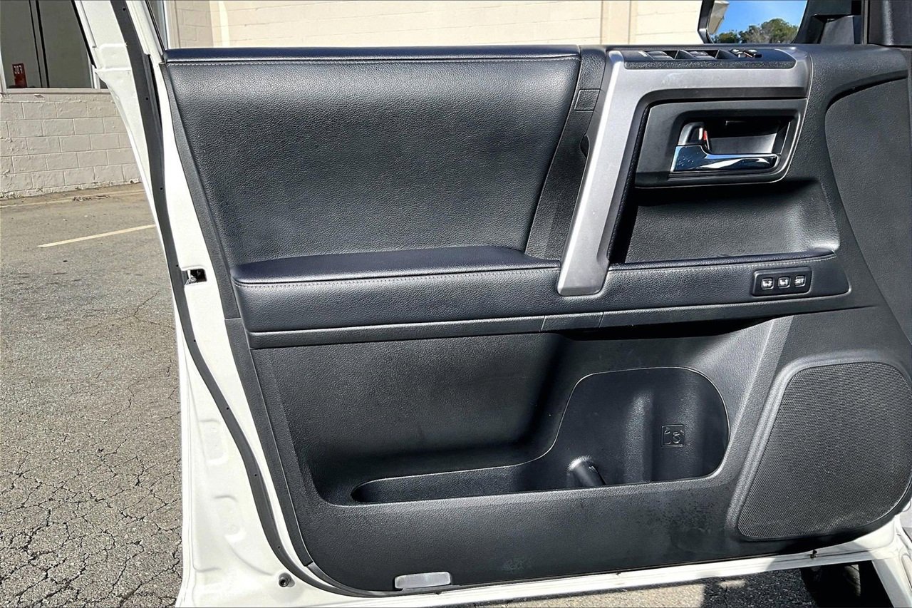 Used 2022 Toyota 4Runner Limited image 27