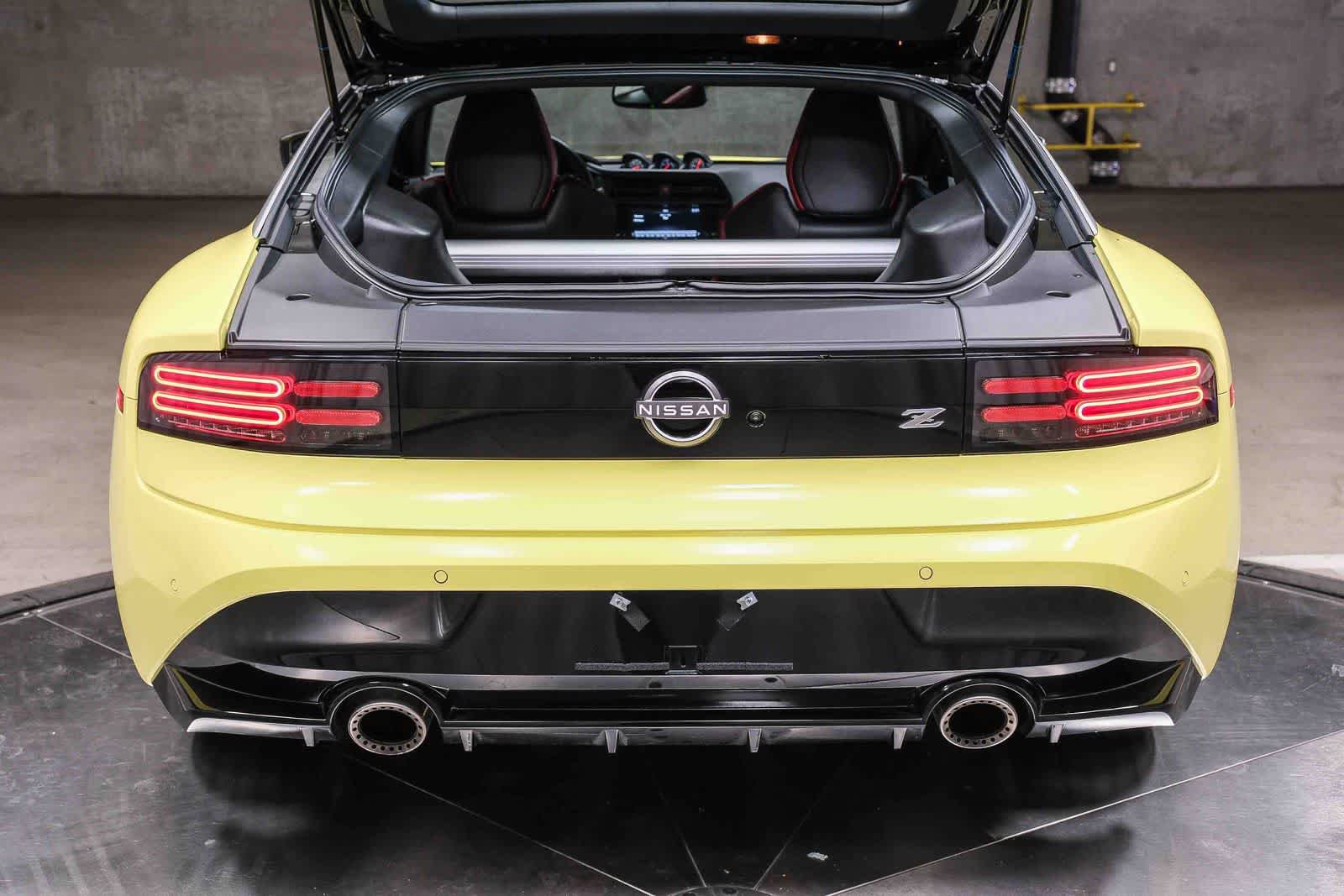 Used 2024 Nissan Z Performance w/ Floor Mat Package RWD image 26