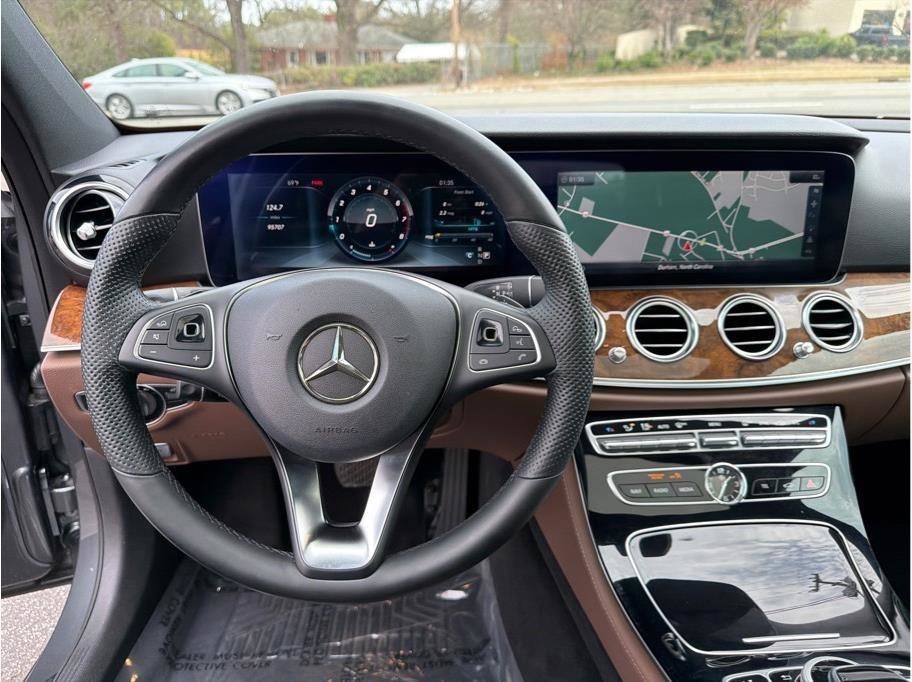 Used 2017 Mercedes-Benz E 300 image 14
