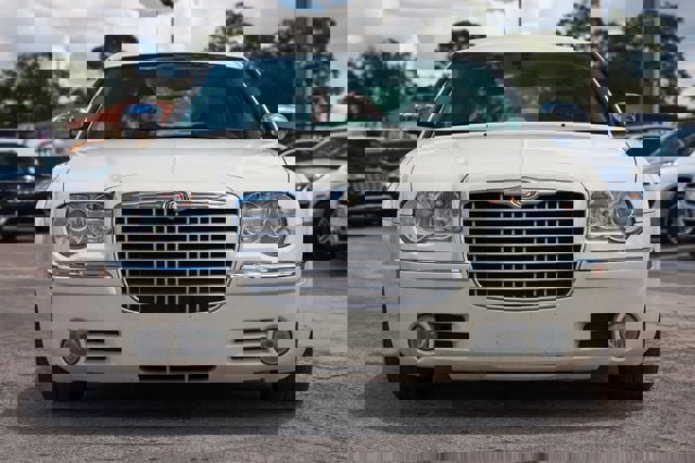 Used 2006 Chrysler 300 C w/ Protection Group II RWD image 20