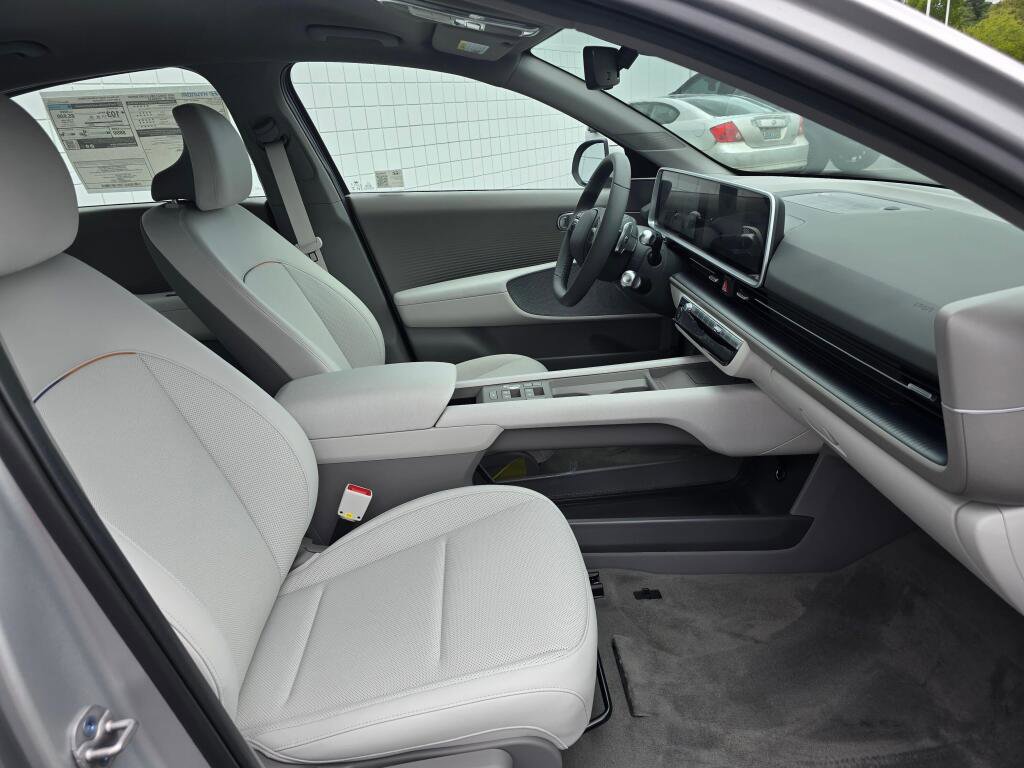 New 2025 Hyundai Ioniq 6 SEL AWD/4WD image 27