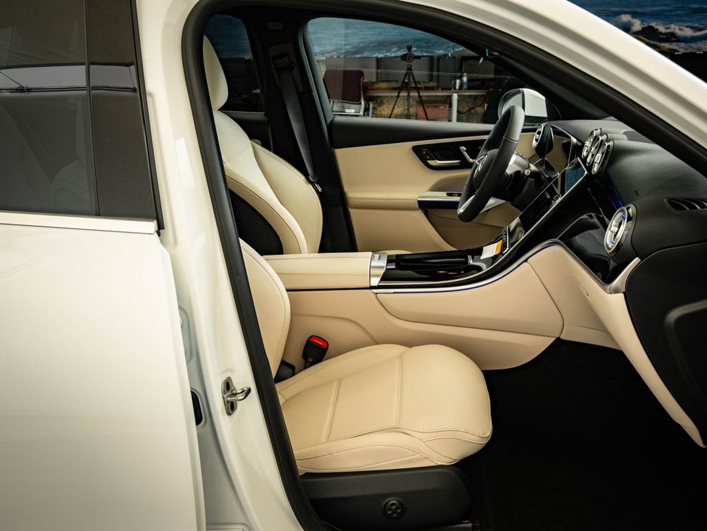 New 2026 Mercedes-Benz GLC 300 4MATIC image 25