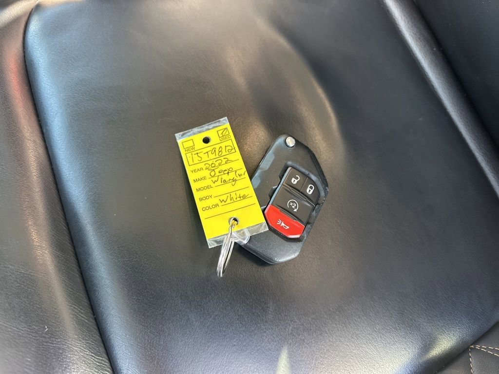 Used 2022 Jeep Wrangler Unlimited Sahara image 33