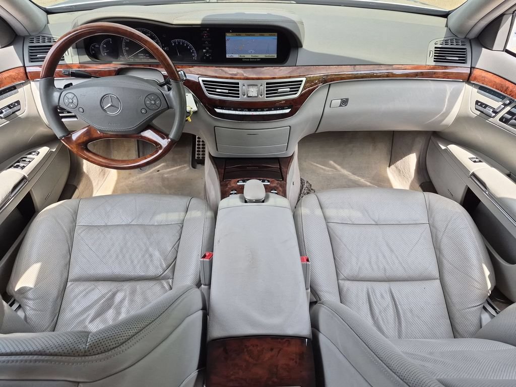 Used 2010 Mercedes-Benz S 550 image 4