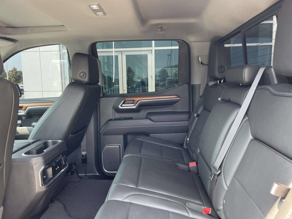 Used 2022 GMC Sierra 1500 Denali AWD/4WD image 11