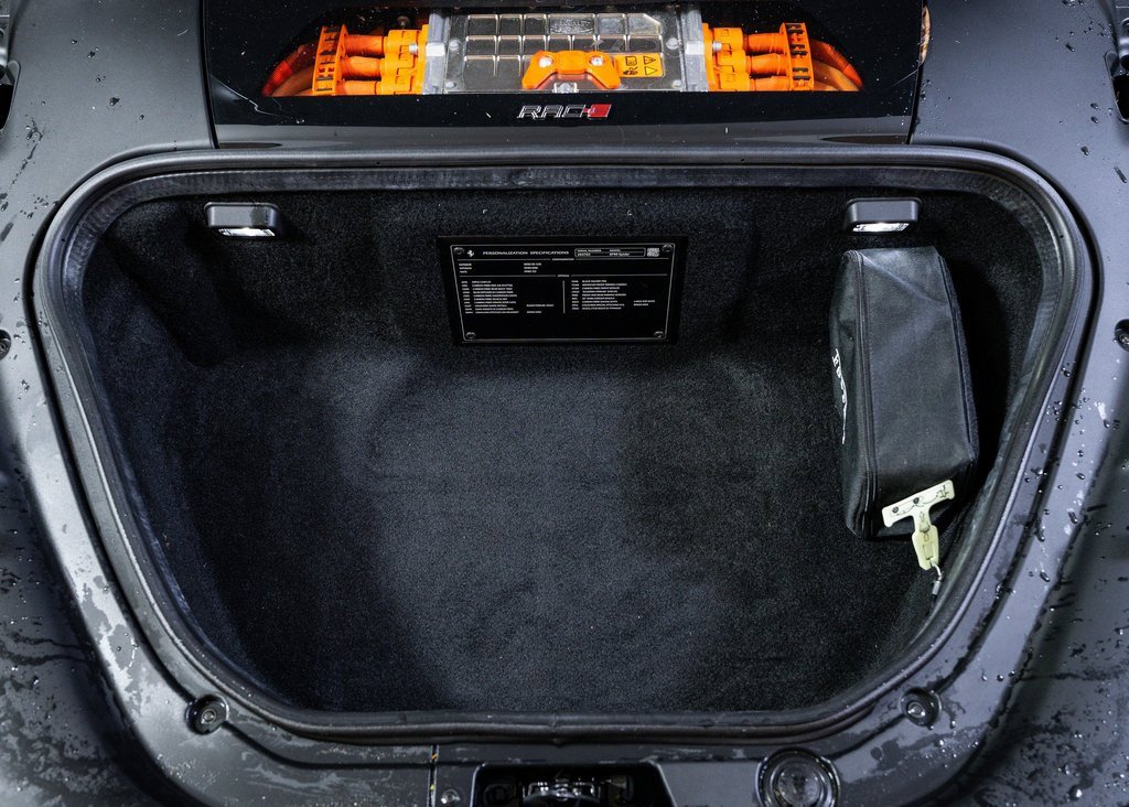 Certified 2022 Ferrari SF90 Spider image 29