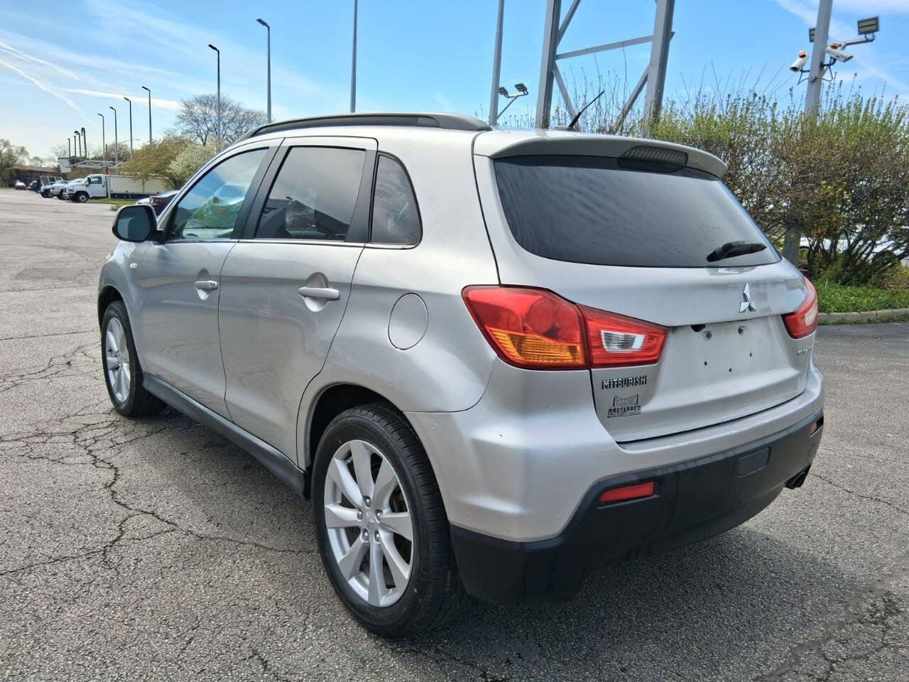 Used 2013 Mitsubishi Outlander Sport SE AWD/4WD image 5