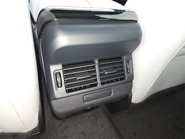 New 2026 Land Rover Range Rover Evoque S image 13