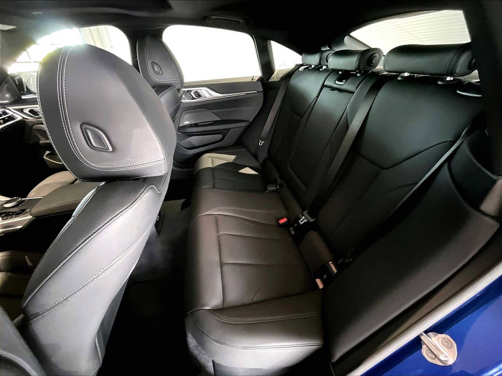 Used 2025 BMW 430i xDrive w/ M Sport Package image 30