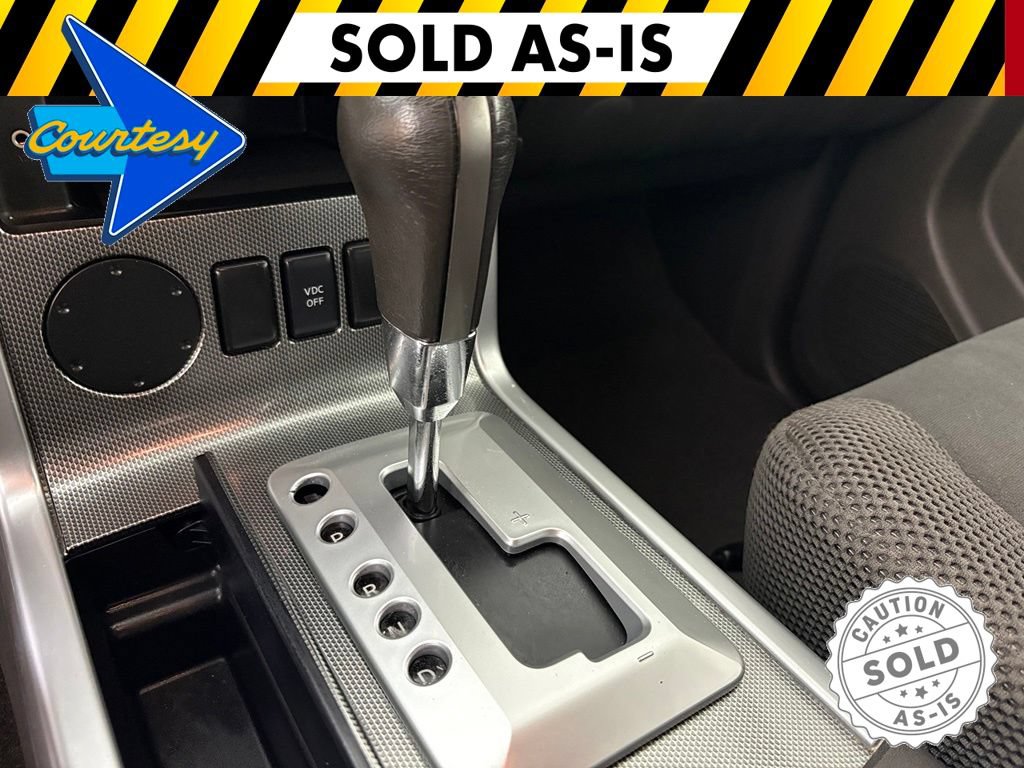 Used 2011 Nissan Pathfinder SV RWD image 33