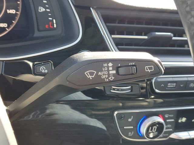 Used 2018 Audi Q7 3.0T Prestige AWD/4WD image 26