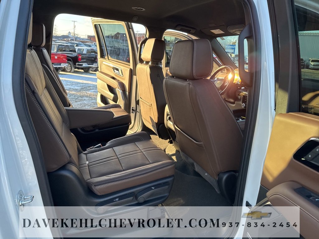 Certified 2025 Chevrolet Suburban High Country image 25