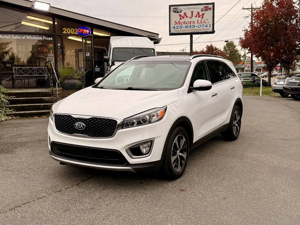 Used 2016 Kia Sorento EX w/ EX Touring Package image 2
