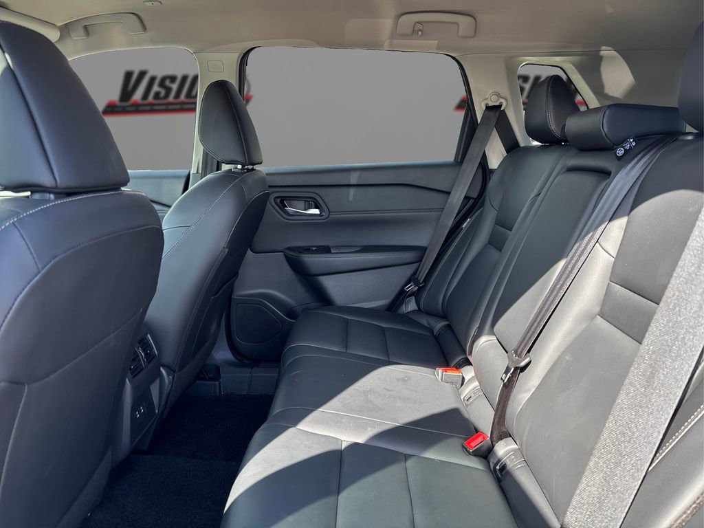 Used 2026 Nissan Rogue SL image 10