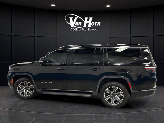 Used 2022 Jeep Wagoneer Series III AWD/4WD image 4