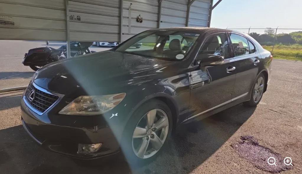 Used 2011 Lexus LS 460 w/ Touring Edition RWD image 2