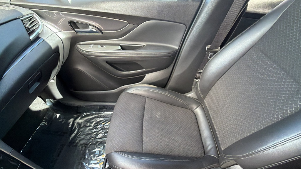 Used 2020 Buick Encore Preferred FWD image 12