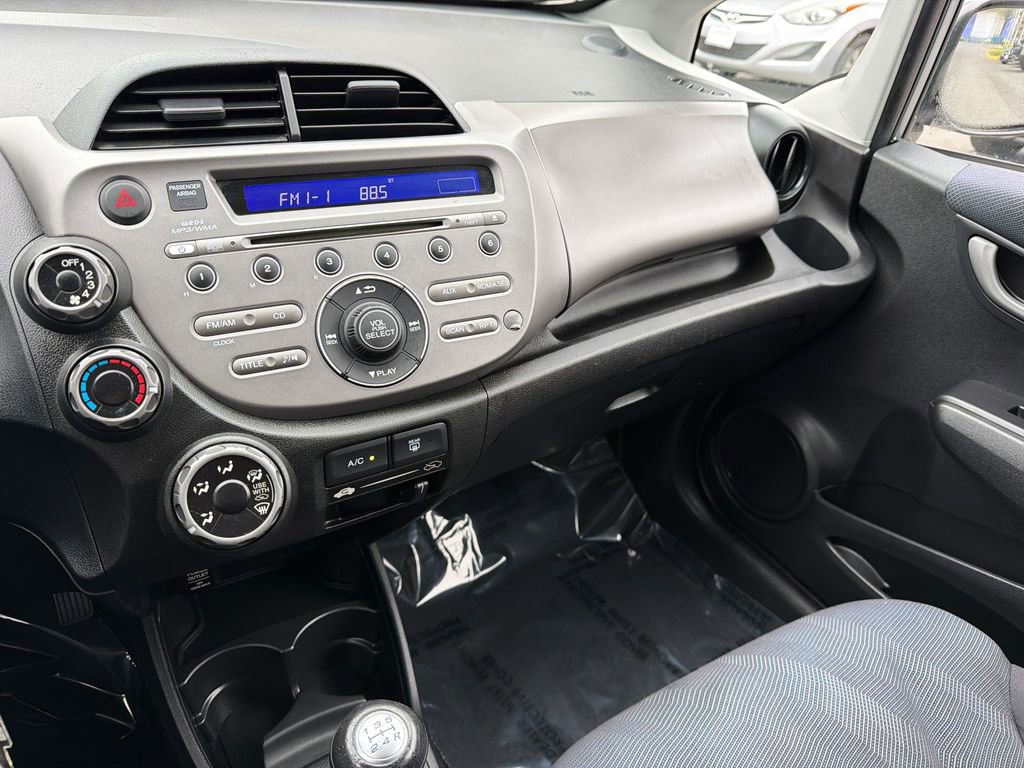Used 2010 Honda Fit Sport image 22