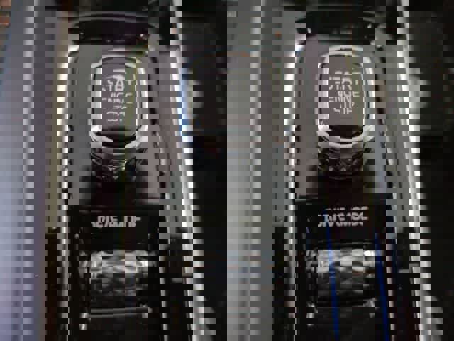 Used 2018 Volvo XC60 T6 Inscription w/ Convenience Package image 40