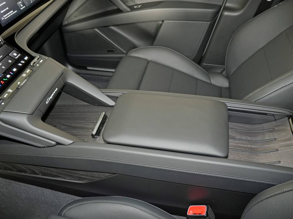 New 2026 Porsche Cayenne S AWD/4WD image 36