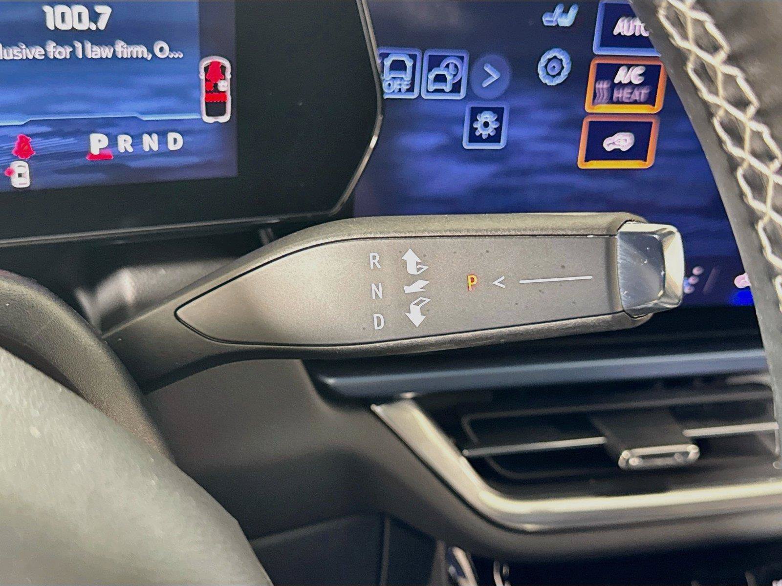 Certified 2024 Chevrolet Equinox EV LT w/ Active Safety Package 3 FWD image 15