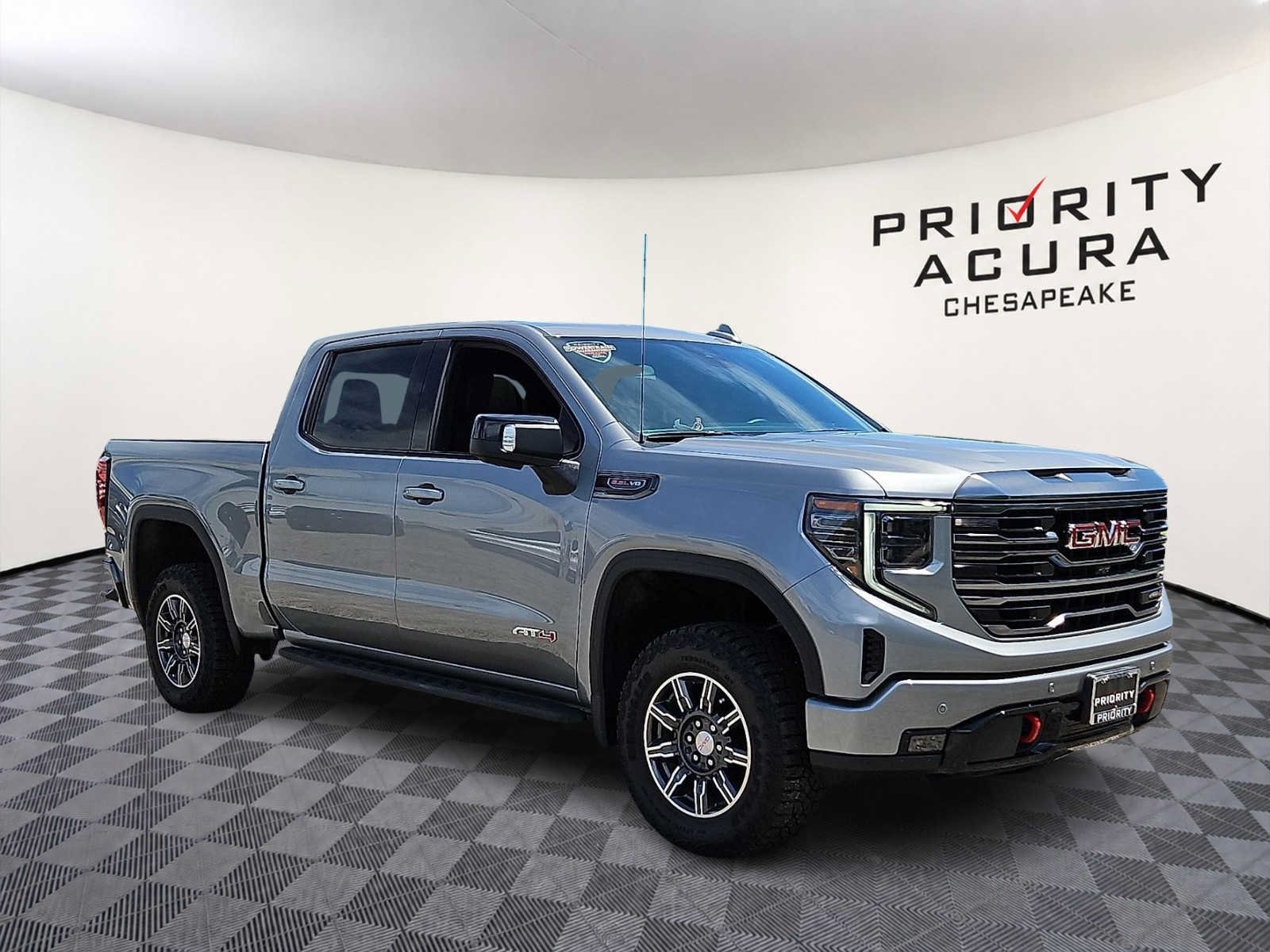 Used 2024 GMC Sierra 1500 AT4 w/ Technology Package AWD/4WD image 3
