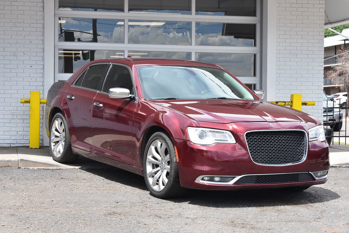 Used 2018 Chrysler 300 Limited image 9