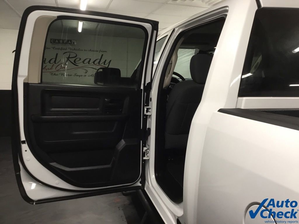 Used 2016 RAM 3500 Tradesman w/ Chrome Appearance Group image 28