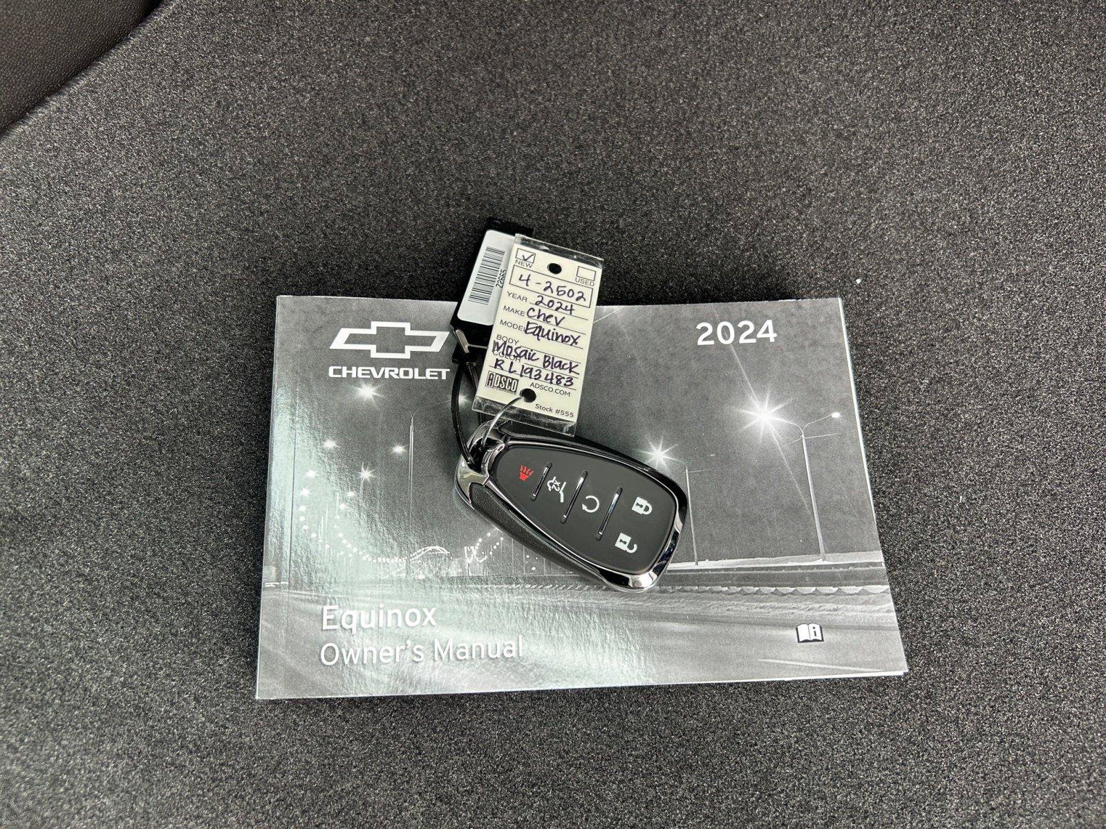 Used 2024 Chevrolet Equinox LT FWD image 24