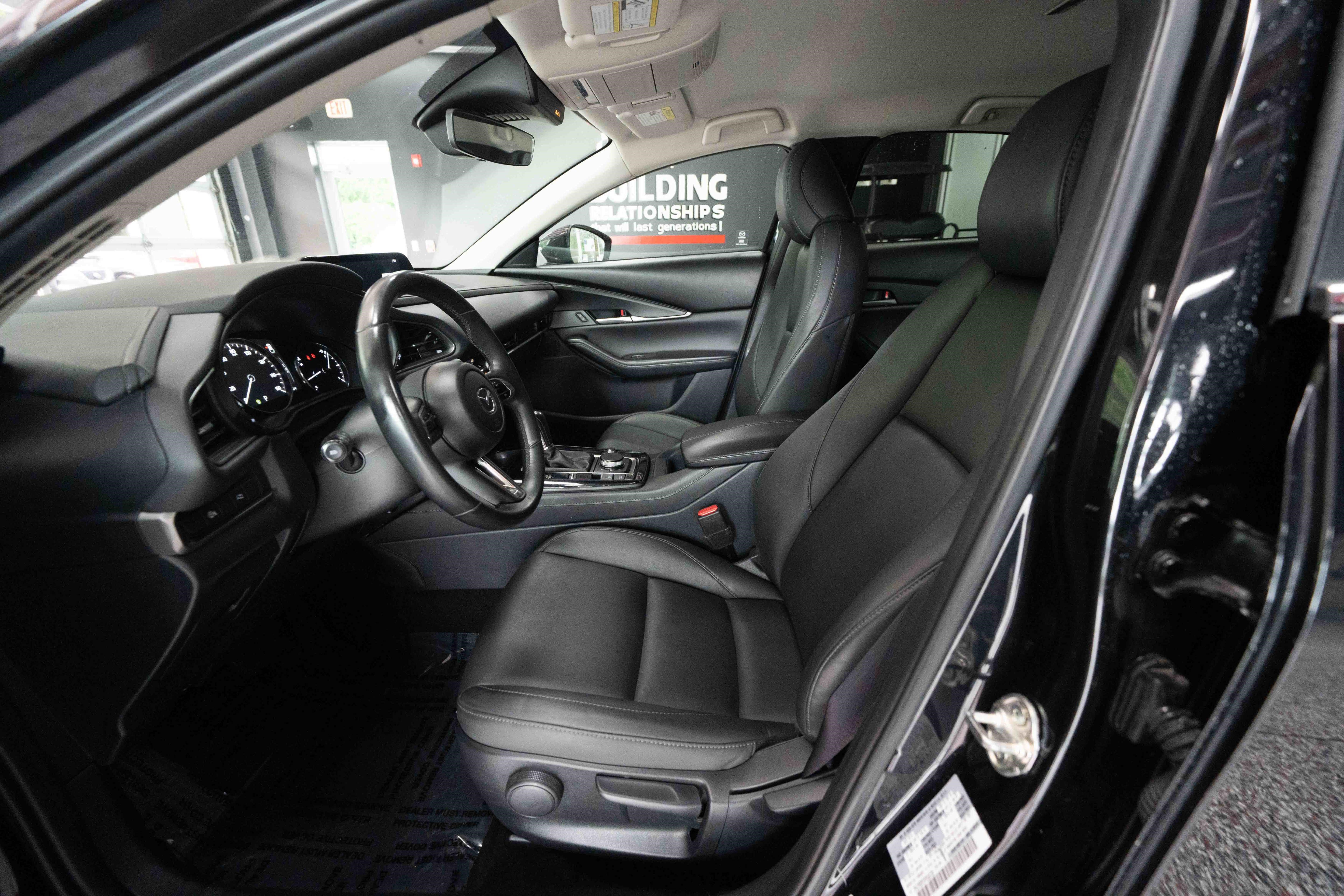 Used 2024 MAZDA CX-30 AWD 2.5 S w/ Select Sport Pkg image 9