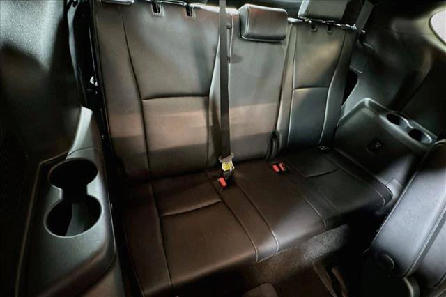 Used 2025 Toyota Highlander XSE AWD/4WD image 26