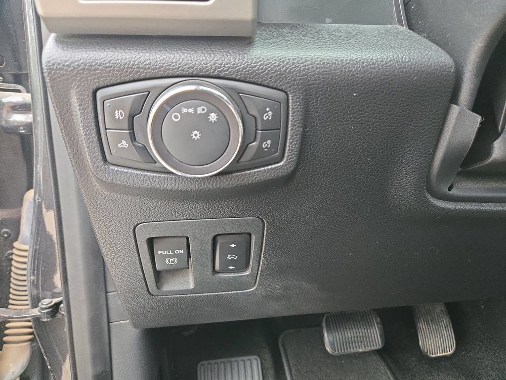 Used 2018 Ford F150 Lariat AWD/4WD image 20