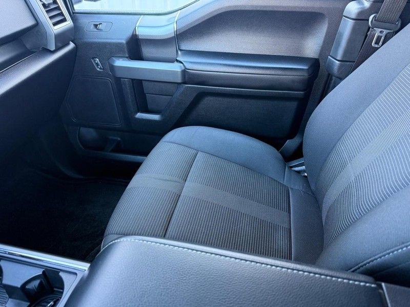 Used 2016 Ford F150 XLT w/ Equipment Group 302A Luxury image 22