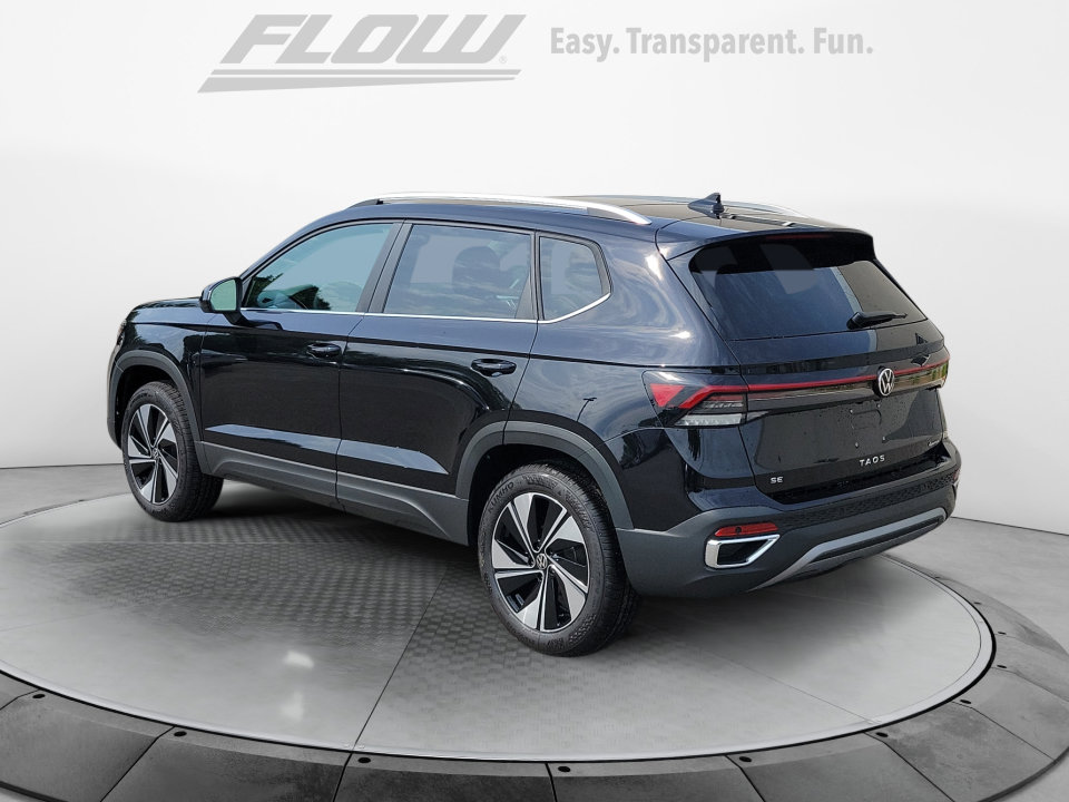New 2026 Volkswagen Taos SE AWD/4WD image 5