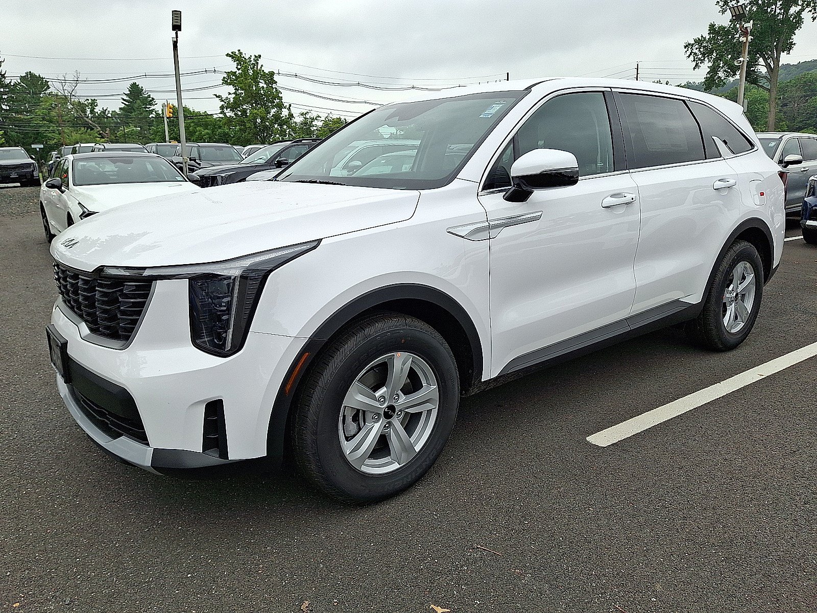 New 2026 Kia Sorento LX FWD image 3