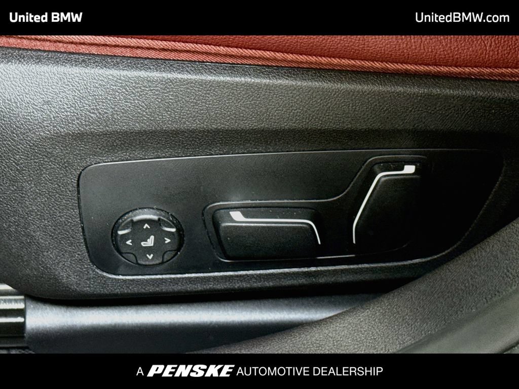 Certified 2026 BMW 330i Sedan RWD image 4