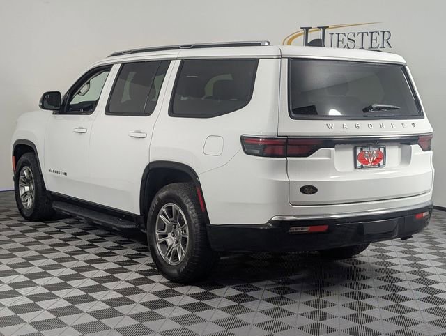 Used 2024 Jeep Wagoneer 2WD image 5