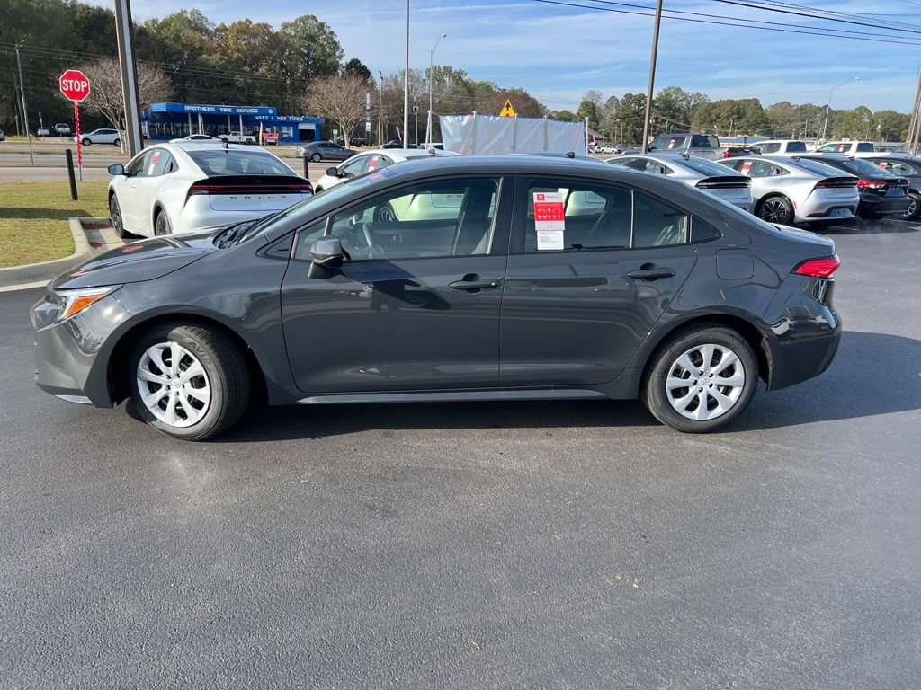 New 2026 Toyota Corolla LE image 2