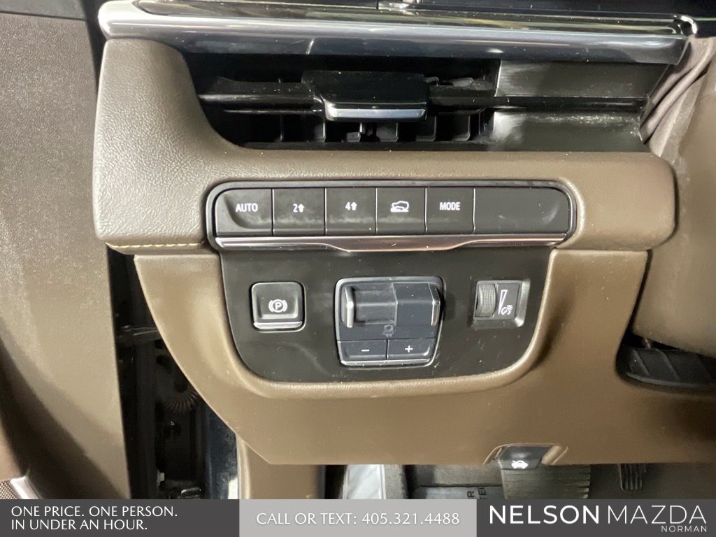 Used 2024 Cadillac Escalade ESV Sport w/ LPO, ONYX Package AWD/4WD image 44