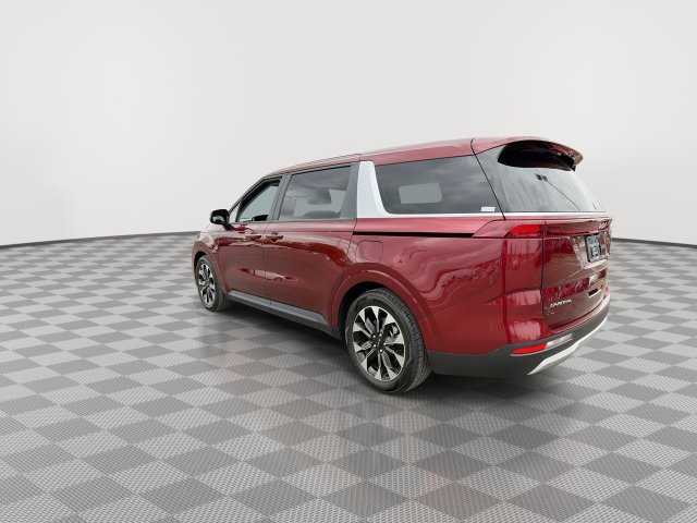 Certified 2024 Kia Carnival EX FWD image 9
