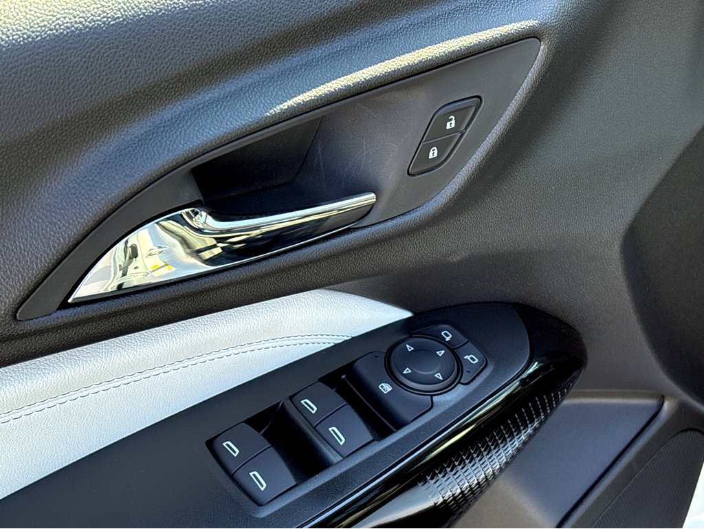 New 2025 Chevrolet Trax LT w/ Driver Confidence Package image 26