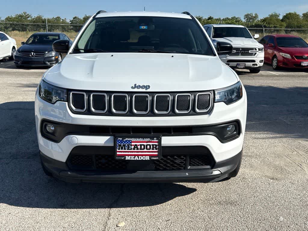 Used 2022 Jeep Compass Latitude AWD/4WD image 8
