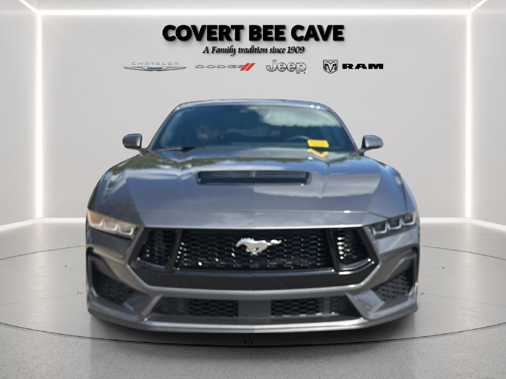 Used 2024 Ford Mustang GT Premium RWD image 3
