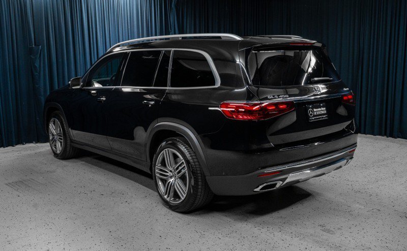 Certified 2026 Mercedes-Benz GLS 450 4MATIC image 9