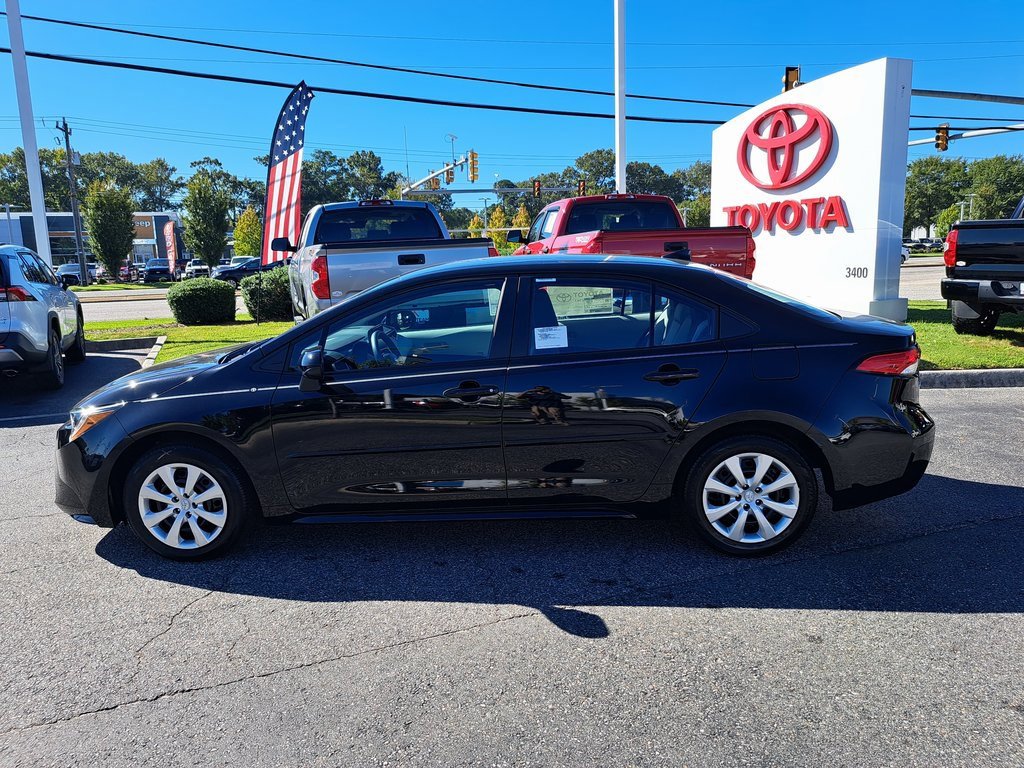New 2026 Toyota Corolla LE image 9