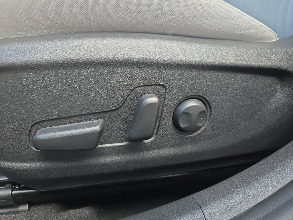 Used 2023 Hyundai Kona SEL image 21