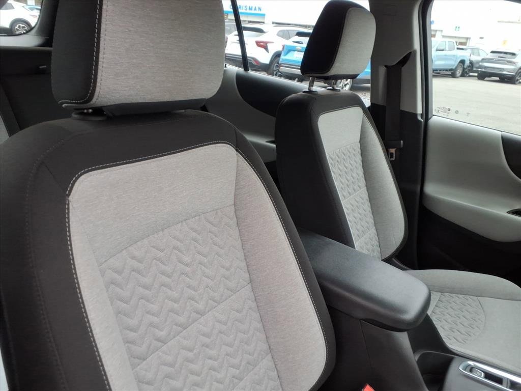 Used 2023 Chevrolet Equinox LS image 21